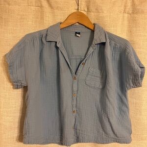 Old Navy Light Blue Casual Button-Down Shirt